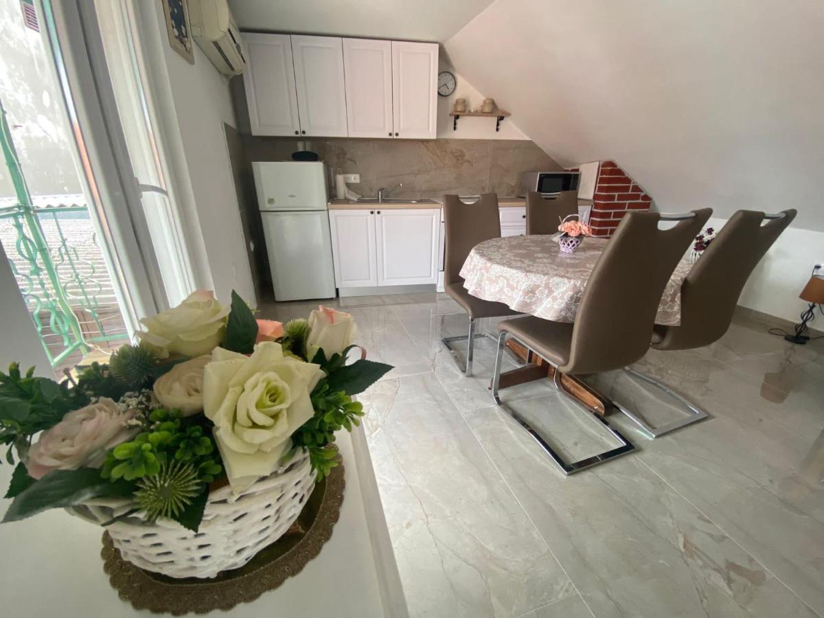 Mate Apartments Kaštela Kültér fotó
